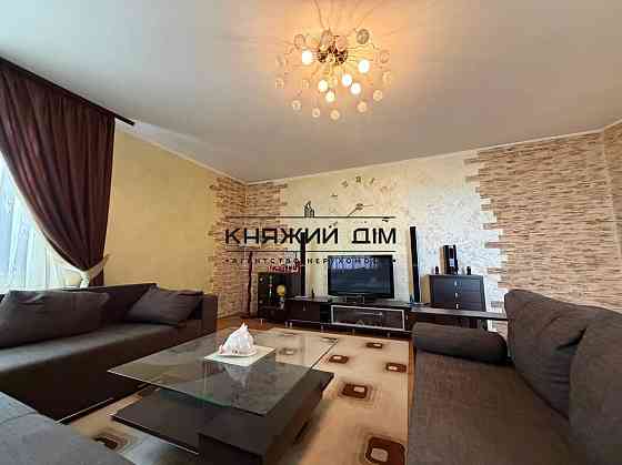 Продаж Квартира 4-кімнатна, 15/26 поверх на Львовская ул. Киев