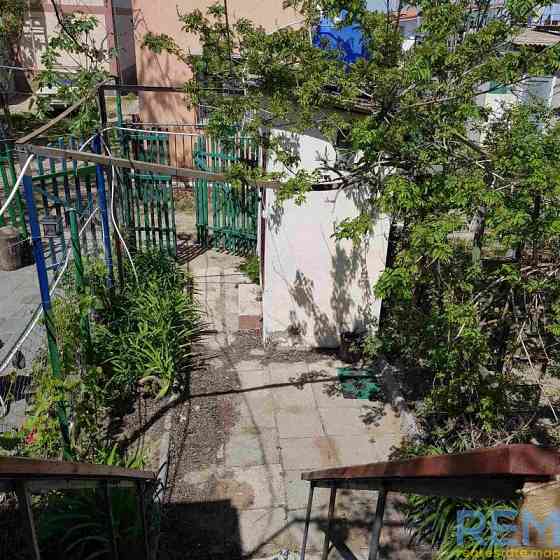 2 х этажный кирпичный домик в Затоке на причале, ст Солнечная. Затока