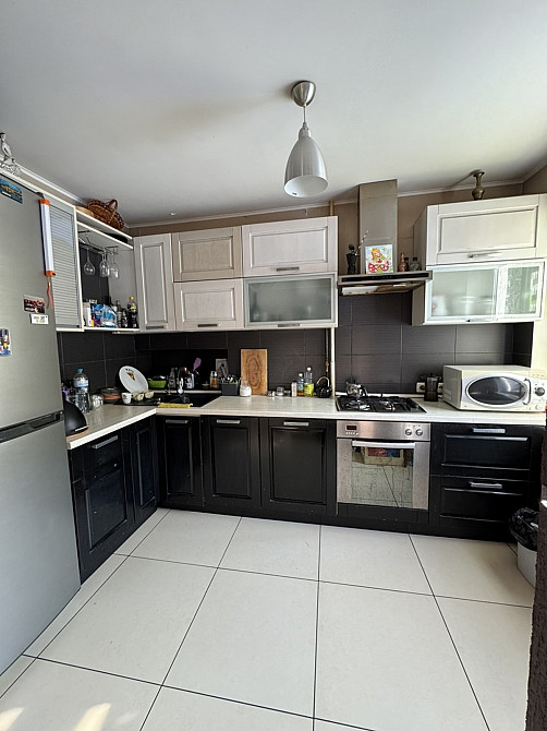 Продаж Квартира 3-кімнатна, 2/9 поверх на Калиновая ул., 72 Dnipro - photo 1