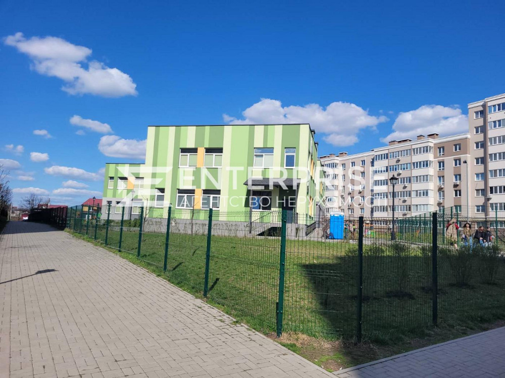 Продаж 3к Квартира 88 кв.м Приозерний вул.  - photo 3