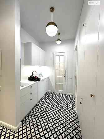 Продаж Квартира 1-кімнатна, 6/30 поверх на Андрія Верхогляда вул., д. 14-А Kiev