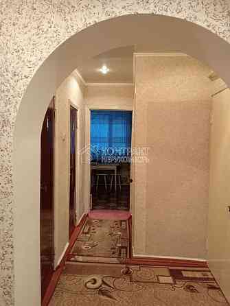 Продаж Квартира 3-кімнатна, 1/2 поверх на вул. Будівельників 