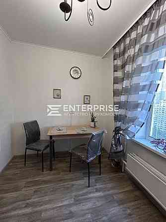 Продаж Квартира 1-кімнатна, 12/15 поверх на вул. Срибнокильская Kiev