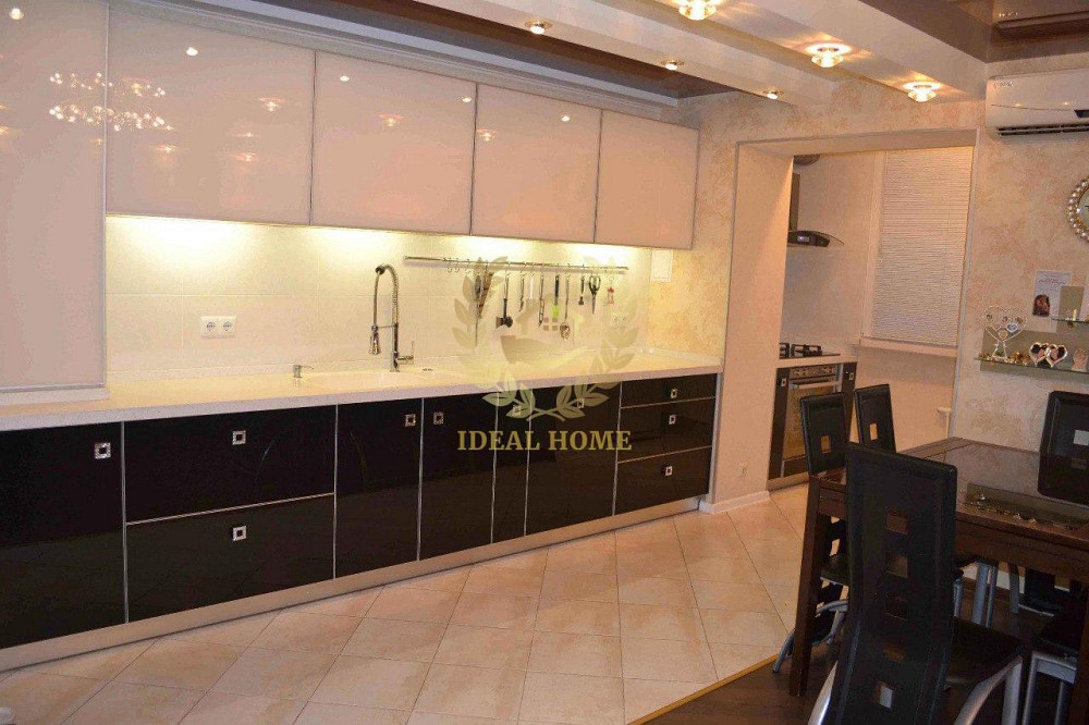 Продаж 3к квартири з ремонтом в історичному центрі міста Kiev - photo 7