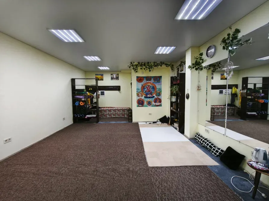 Продажа Помещение в жилом доме площадь 36 кв.м  на 8 березня 26Б Ужгород - изображение 2