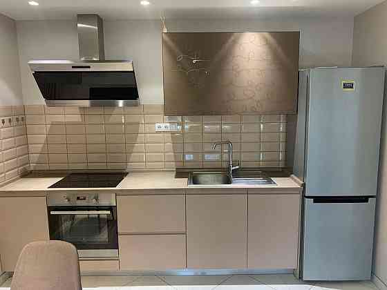 Оренда Квартира 2-кімнатна, 8/24 поверх на ул. Заречная Kiev