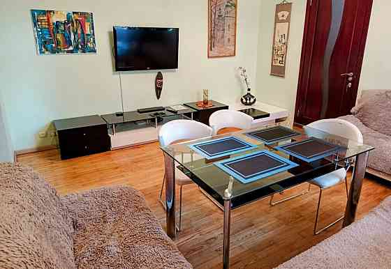 3-кімнатна, Антоновича вул. (Горького), 140, Голосіївський Kiev