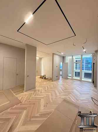 Продаж Квартира 1-кімнатна, 32/36 поверх на Берестейський вул., д. 11 Kiev