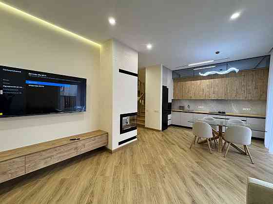 Продаж Будинок Ivano-Frankivs'k