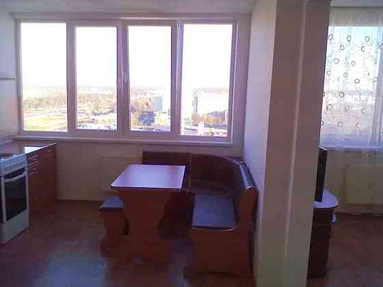 Оренда Квартира 1-кімнатна, 17/25 поверх на Юрія Поправки, 14 Киев