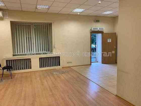 Оренда Будинок 3-кімнатний на Срібнокільська вул., 2А Киев