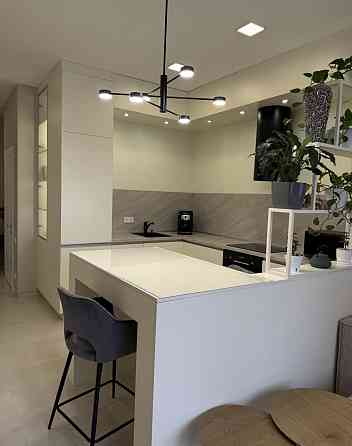 Продаж Квартира 1-кімнатна, 3/21 поверх на Литературная ул. Одеса