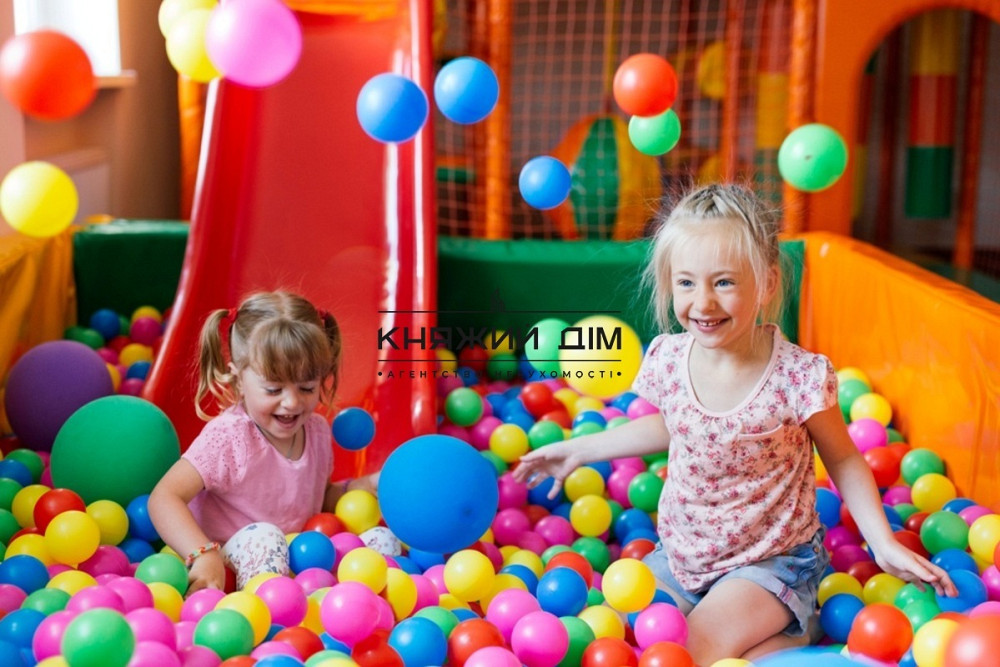 Шикарний Таунхаус у закритому котеджному містечку Holiday, Конча-Заспа. Код № 133394 Козин (МИРОНІВСЬКИЙ район) - фото 6