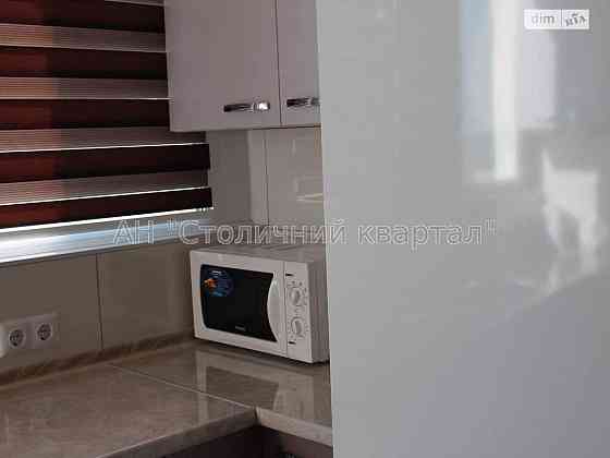 Продаж Квартира 1-кімнатна, 15/25 поверх на Милославська вул., 16 Київ