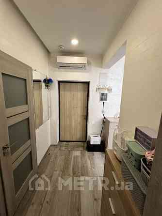 Продаж Квартира 2-кімнатна, 22/24 поверх на Среднефонтанская  улица, 35 Одесса