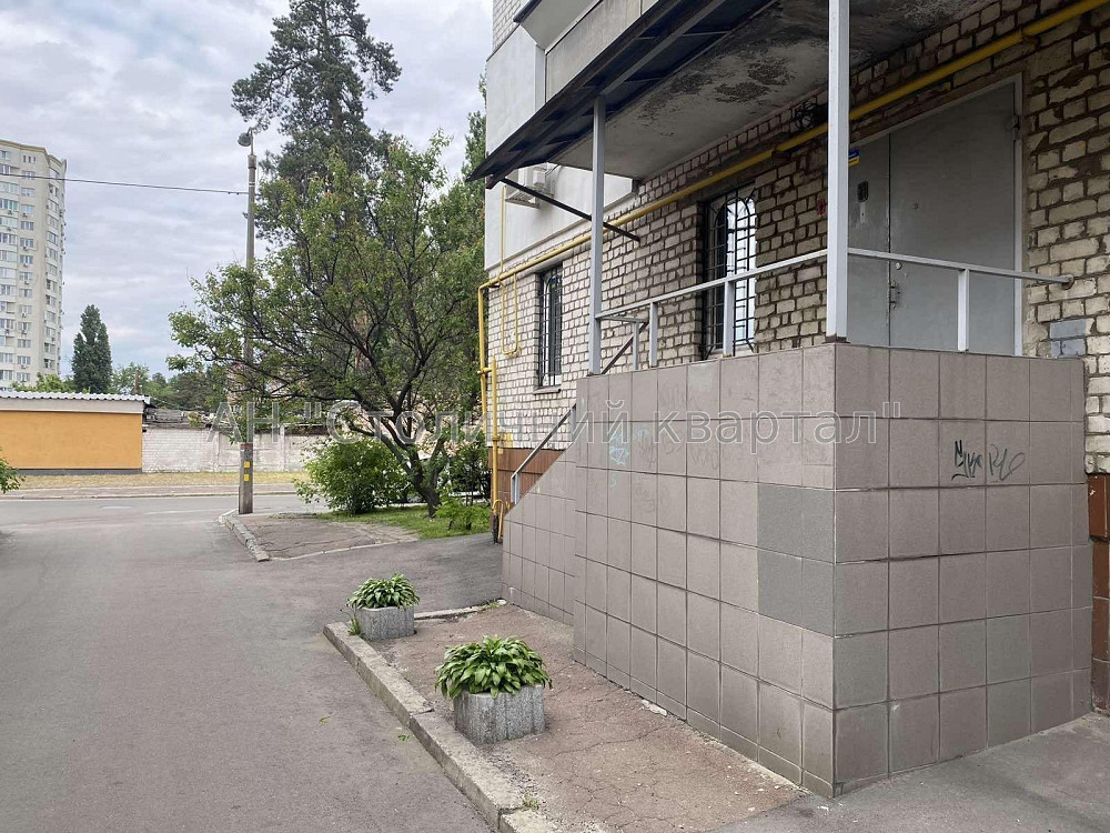 Оренда офісне приміщення на Волго-Донська вул., 66А поверх - 1/9 Kiev - photo 1