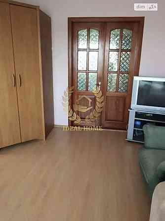 Продаж Квартира 3-кімнатна, 10/12 поверх на Садовского Николая ул., 12 Київ