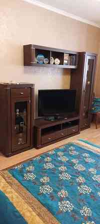 Оренда Квартира 2-кімнатна, 16/15 поверх на ул. Миропольская, 39 Киев