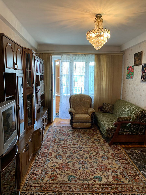 Оренда Квартира 2-кімнатна, 5/5 поверх на Верховної Ради, 27Б Київ - фото 1