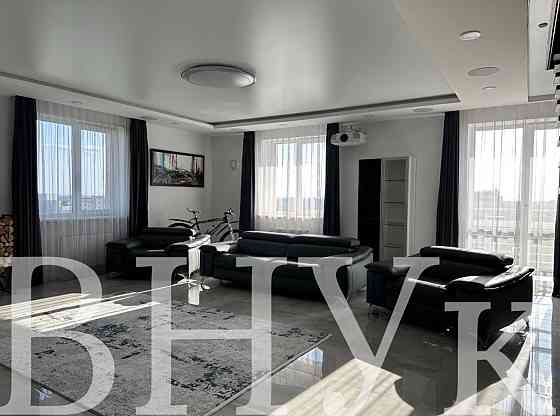 Продаж Квартира 4-кімнатна, 9/10 поверх Львов