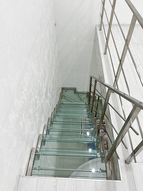 Продаж дворівневої, 6-ти кімнатної квартири з гардеробом за ціною трикімнатної Тернопіль - фото 6