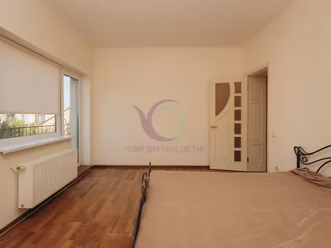 Оренда 2-поверховий   200 кв.м 4 кімн.  Чернівці - фото 2