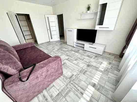 Оренда Квартира 1-кімнатна, 10/16 поверх на бул. Академика Вернадского, 24 Киев