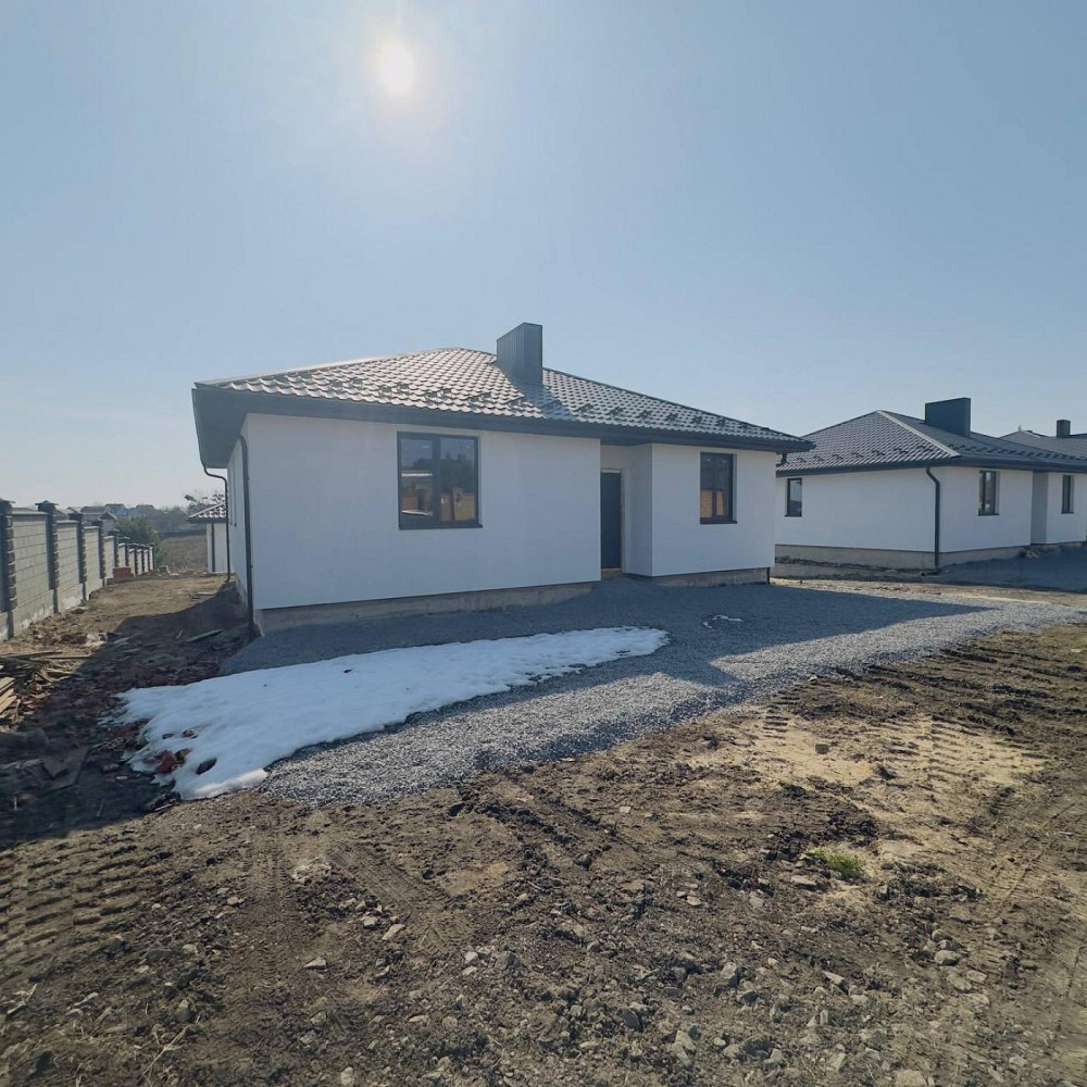 Продаж Будинок 3-кімнатний на вул. Травнева Біла Криниця - фото 2