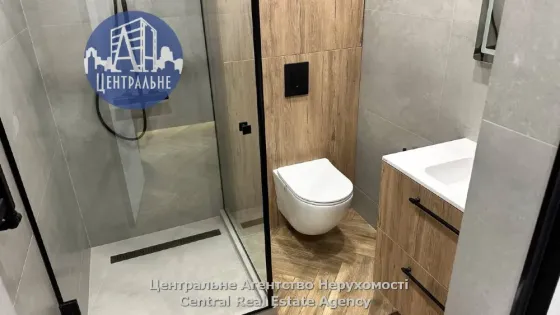 Продаж 1к Квартира 40.5 кв.м вул. Буковинська 62-А Чернівці