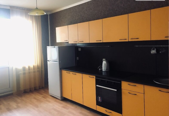 Оренда Квартира 3-кімнатна на пр. Петра Григоренко, 12 Kiev