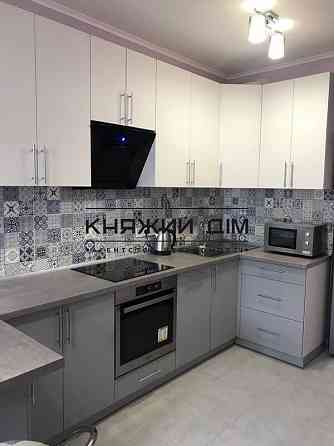 Оренда Квартира 1-кімнатна, 11/25 поверх на Пчелки Елены ул. Киев