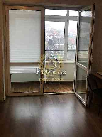 Оренда Квартира 1-кімнатна на Майкопская ул., 1А Київ