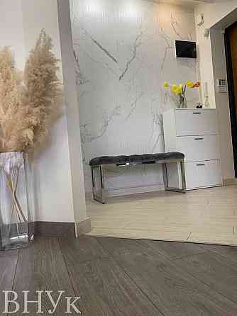 Продаж Квартира 3-кімнатна, 3/9 поверх на вул. Новий Світ Ternopil'