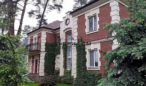 Оренда без комісії 3-х поверхового будинку в англійському стилі Романків. №139305 