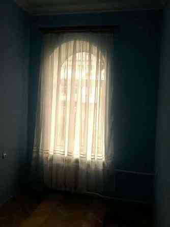 Оренда Квартира 2-кімнатна, 4/4 поверх на ул. Саксаганского Київ