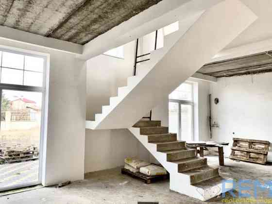 Современный дом в Совиньоне-3 Лиманка