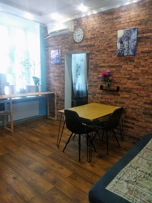 Двух комнатная квартира  в Книжном  переулке Одеса - фото 1