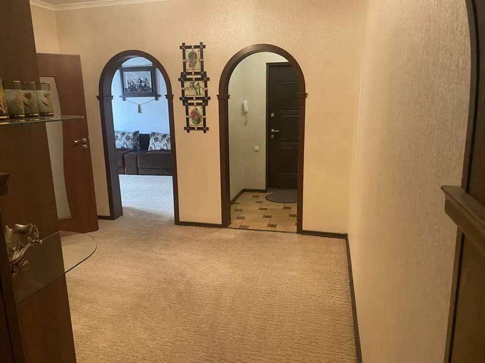 Оренда Квартира 3-кімнатна, 2/13 поверх на ул. Анны Ахматовой, 6 Київ - фото 1