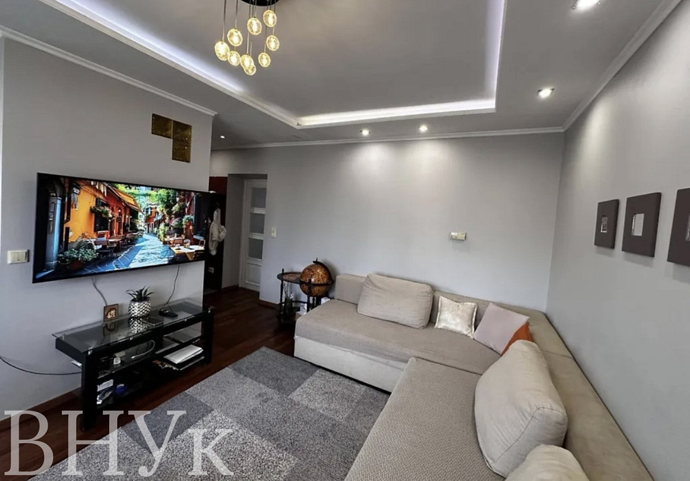 Продаж Квартира 3-кімнатна, 2/5 поверх на Національної Гвардії Ужгород - фото 2