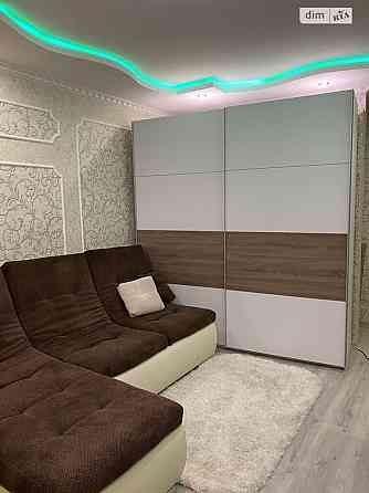 Оренда Квартира 1-кімнатна, 6/9 поверх на вул. Райдужна, 58 Киев