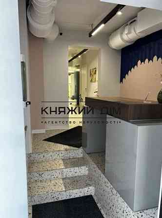 Оренда приміщення вільного призначення на Межигорская ул. поверх - 1/4 Київ