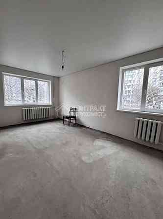 Продаж Квартира 2-кімнатна, 1/5 поверх на вул. Тракторобудівників Харьков