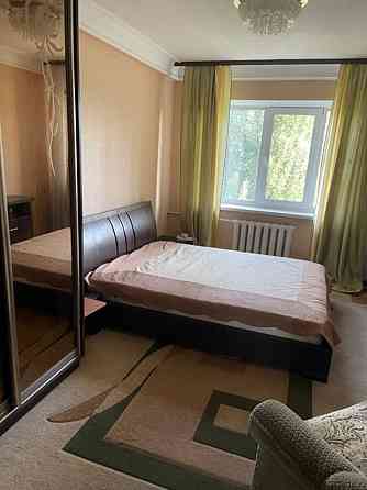 Оренда Квартира 2-кімнатна, 5/5 поверх на Верховної Ради, 28 Киев