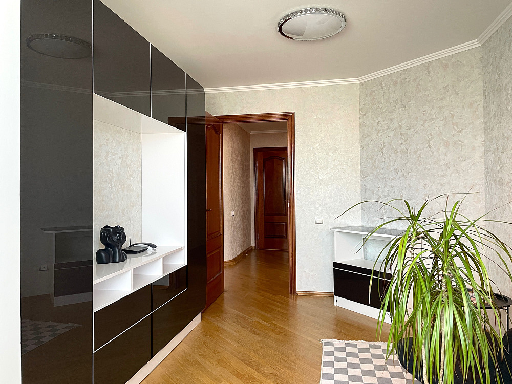 Продаж Квартира 4-кімнатна, 17/18 поверх на Драгоманова вул., д. 15-А Kiev - photo 7