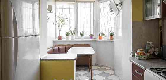 Продаж 4-кімнатної квартири Одеса