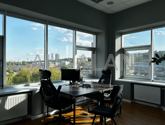 Оренда офісне приміщення на Гайдара вул., 58/10 приміщень - 10, поверх - 5/5 Київ