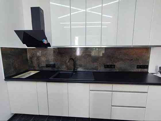 Оренда Квартира 3-кімнатна, 1/2 поверх на ул. Княжий Затон Київ