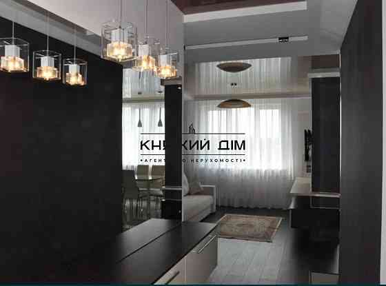 Продаж двокімнатної квартири студії по вул. Феодосійська 3В. Код об'єкта: 21144934 Київ