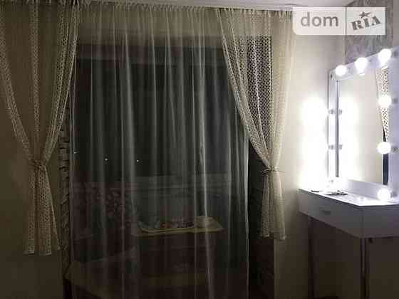 Продаж Квартира 4-кімнатна, 10/11 поверх на Левка Лукяненка (Ватутіна) Вінниця