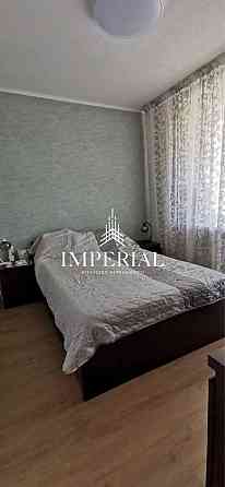 Продаж Квартира 3-кімнатна, 9/9 поверх на вул. Путивльська Київ